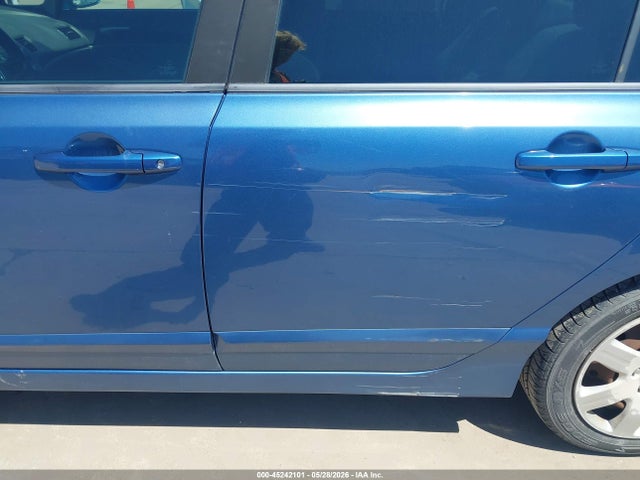 45242101 :رقم المزاد ، 19XFA1F53AE015388 vin ، 2010 Honda Civic Lx مزاد بيع