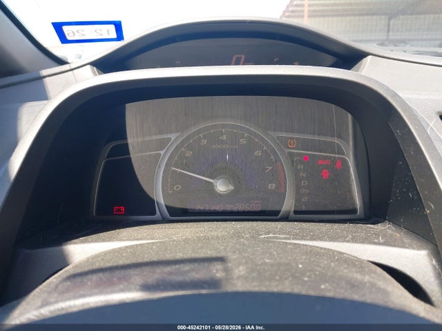 45242101 :رقم المزاد ، 19XFA1F53AE015388 vin ، 2010 Honda Civic Lx مزاد بيع