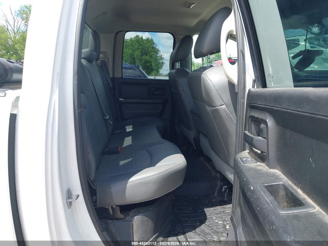 45242112 :رقم المزاد ، 1C6RR6FGXKS539762 vin ، 2019 Ram 1500 Classic Tradesman  4x2 6'4 Box مزاد بيع