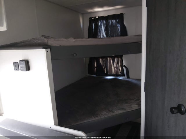 Aukcja sprzedaży 2022 Forest River Other, vin: 4X4TSMT16NY011753, numer aukcji: 45242115