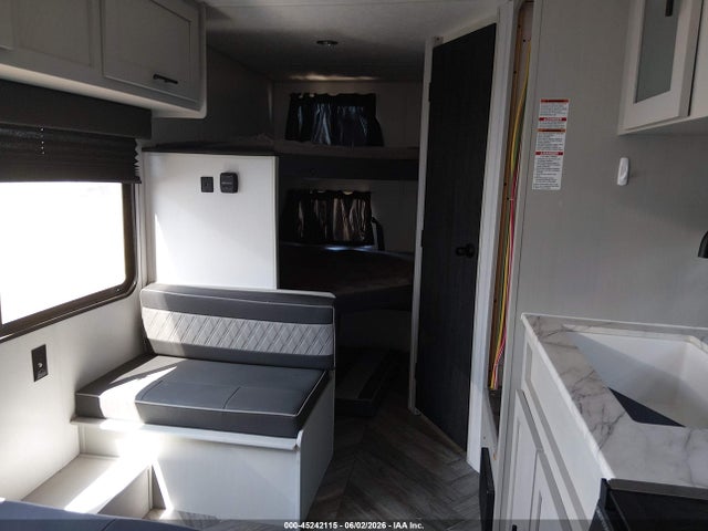 Aukcja sprzedaży 2022 Forest River Other, vin: 4X4TSMT16NY011753, numer aukcji: 45242115