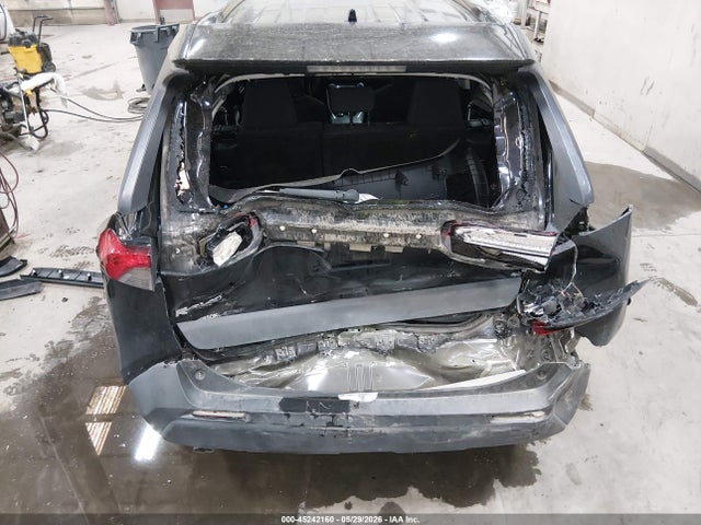 2T3MWRFV6KW038631 Toyota Rav4 Hybrid Le