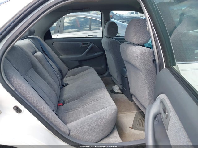 Продаж на аукціоні авто 2000 Toyota Camry Le, vin: 4T1BG22K6YU731627, номер лоту: 45242183