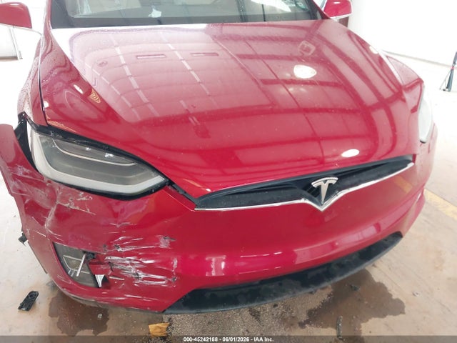 5YJXCBE29GF011991 Tesla Model X 60d/70d/75d/90d/p100d