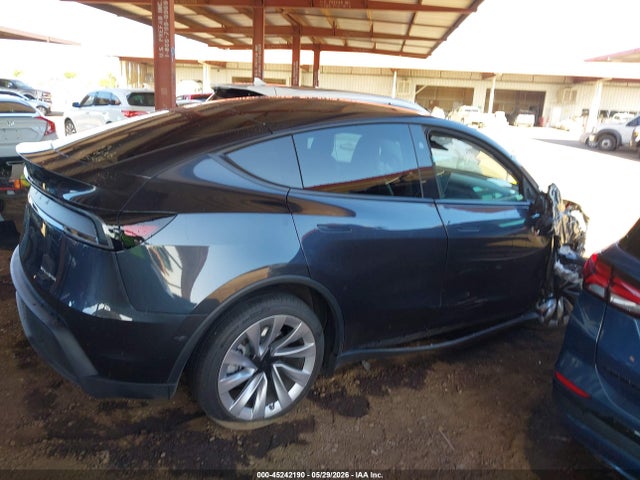 Tesla Model Y 2026 7SAYGDEE4TF345664 Image 12