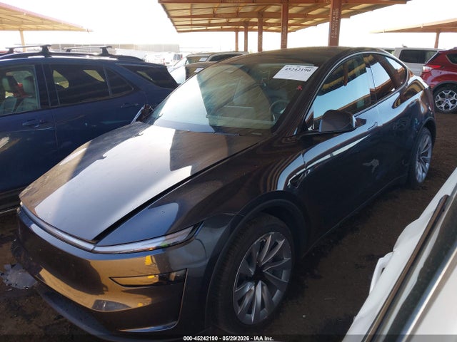 Tesla Model Y 2026 7SAYGDEE4TF345664 Image 2