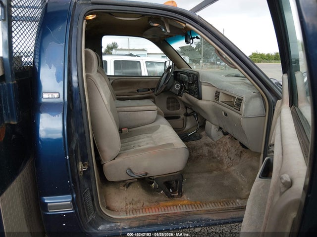 45242193 :رقم المزاد ، 1B7MF36C7SS261670 vin ، 1995 Dodge Ram 3500 مزاد بيع