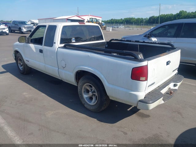 Продажа на аукционе авто 2002 Chevrolet S-10 Ls, vin: 1GCCS19W028174515, номер лота: 45242196