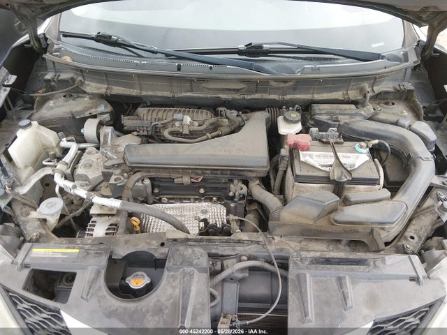 2015 Nissan Rogue Sv მანქანა იყიდება აუქციონზე, vin: 5N1AT2MT1FC767581, აუქციონის ნომერი: 45242200
