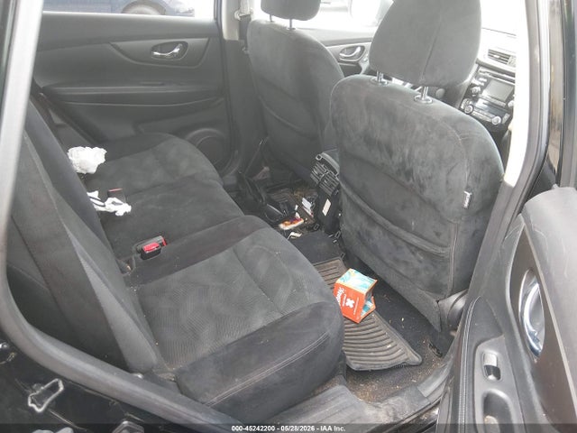 2015 Nissan Rogue Sv მანქანა იყიდება აუქციონზე, vin: 5N1AT2MT1FC767581, აუქციონის ნომერი: 45242200