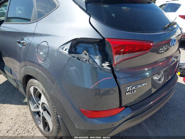 Hyundai Tucson Limited 2016 KM8J3CA25GU193080 Image 17