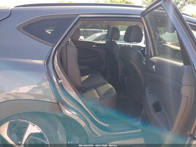 Hyundai Tucson Limited 2016 KM8J3CA25GU193080 Image 8