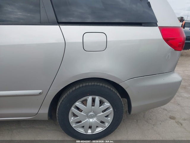 45242207 :رقم المزاد ، 5TDZA23C66S433656 vin ، 2006 Toyota Sienna Le مزاد بيع