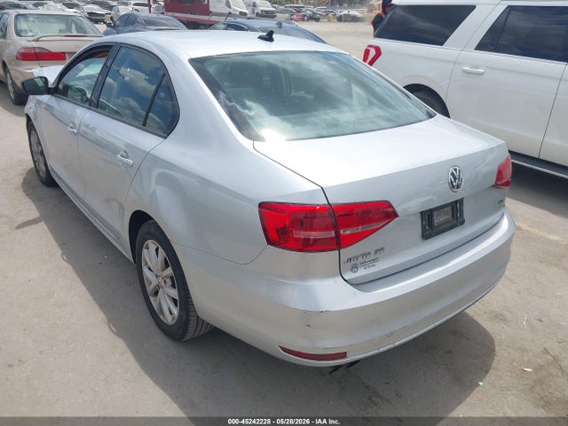 3VWD17AJ5FM221742 Volkswagen Jetta 1.8t Se