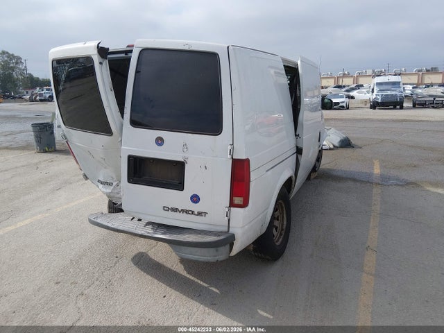 Auction sale of the 2002 Chevrolet Astro, vin: 1GCDM19X62B126656, lot number: 45242233
