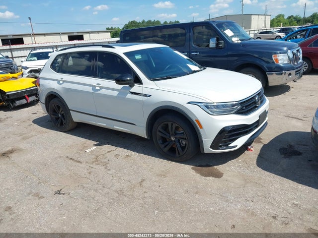 2024 Volkswagen Tiguan 2.0t Se R-line Black მანქანა იყიდება აუქციონზე, vin: 3VVCB7AX5RM006335, აუქციონის ნომერი: 45242273