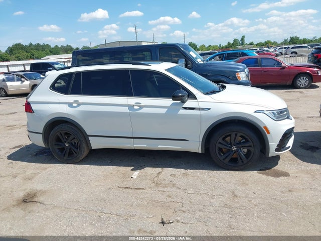 Aukcja sprzedaży 2024 Volkswagen Tiguan 2.0t Se R-line Black, vin: 3VVCB7AX5RM006335, numer aukcji: 45242273