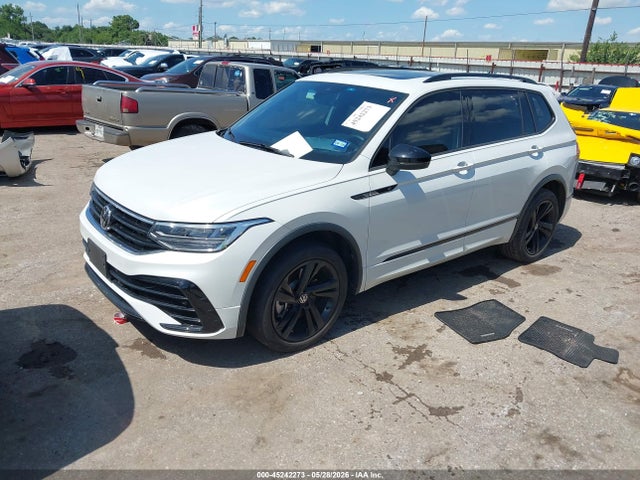 Aukcja sprzedaży 2024 Volkswagen Tiguan 2.0t Se R-line Black, vin: 3VVCB7AX5RM006335, numer aukcji: 45242273