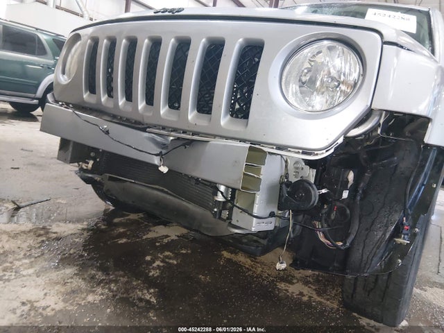 Jeep Patriot Altitude Edition 2015 1C4NJPBA8FD397699 Image 19