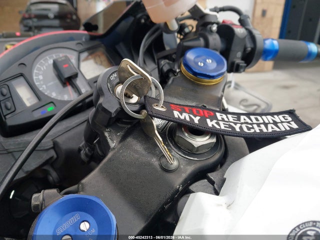 Honda Cbr600 Rr 2018 JH2PC40J4JK400646 Image 11