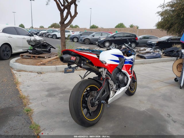 Honda Cbr600 Rr 2018 JH2PC40J4JK400646 Image 4