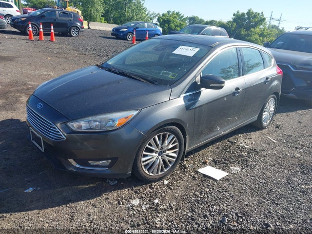 2016 Ford Focus Titanium მანქანა იყიდება აუქციონზე, vin: 1FADP3N27GL200767, აუქციონის ნომერი: 45242321