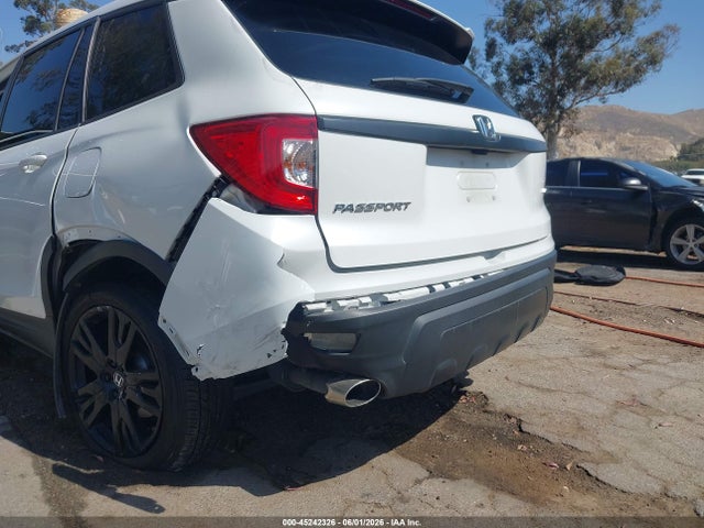 5FNYF7H22MB011802 Honda Passport 2wd Sport