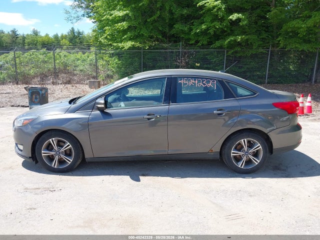 2017 Ford Focus Se მანქანა იყიდება აუქციონზე, vin: 1FADP3FE2HL281011, აუქციონის ნომერი: 45242329