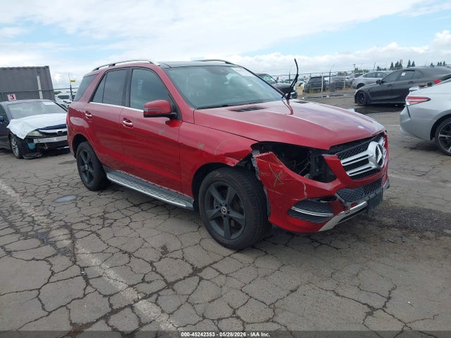 45242353 :رقم المزاد ، 4JGDA5HB0HA918883 vin ، 2017 Mercedes-benz Gle 350 4matic مزاد بيع