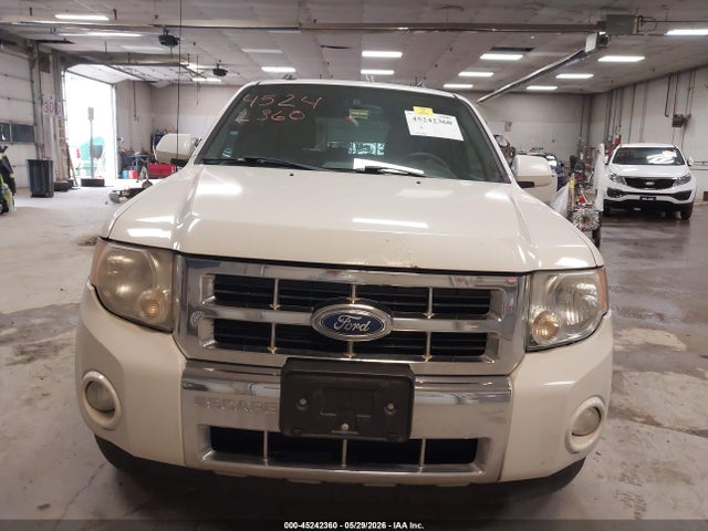 45242360 :رقم المزاد ، 1FMCU9EG7BKB41162 vin ، 2011 Ford Escape Limited مزاد بيع