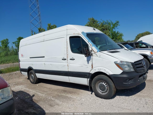 Продаж на аукціоні авто 2015 Mercedes-benz Sprinter 2500 High Roof, vin: WD3PE8DC9F5954643, номер лоту: 45242363