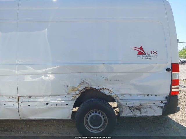 Продаж на аукціоні авто 2015 Mercedes-benz Sprinter 2500 High Roof, vin: WD3PE8DC9F5954643, номер лоту: 45242363