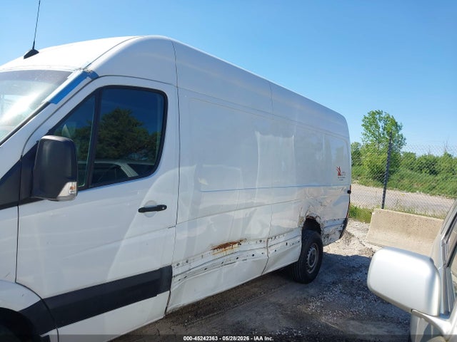 Продаж на аукціоні авто 2015 Mercedes-benz Sprinter 2500 High Roof, vin: WD3PE8DC9F5954643, номер лоту: 45242363