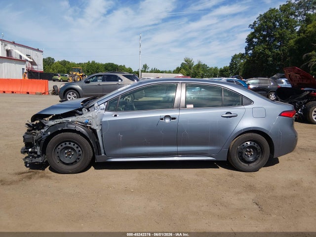 45242376 :رقم المزاد ، JTDEPMAE4N3016789 vin ، 2022 Toyota Corolla Le مزاد بيع
