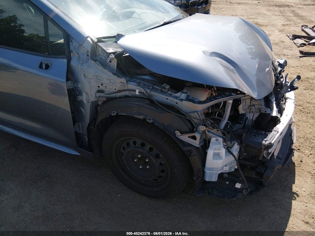45242376 :رقم المزاد ، JTDEPMAE4N3016789 vin ، 2022 Toyota Corolla Le مزاد بيع