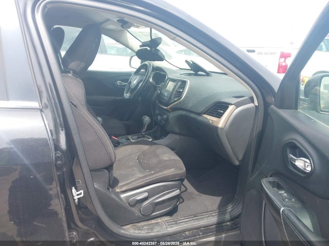 Продаж на аукціоні авто 2015 Jeep Cherokee Latitude, vin: 1C4PJLCB9FW790978, номер лоту: 45242387