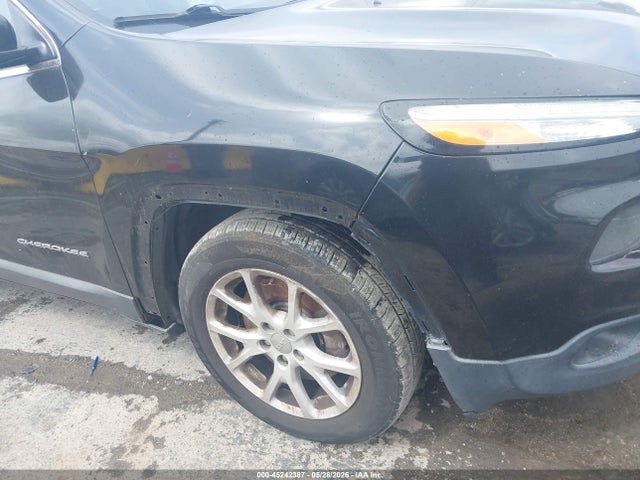 Продаж на аукціоні авто 2015 Jeep Cherokee Latitude, vin: 1C4PJLCB9FW790978, номер лоту: 45242387