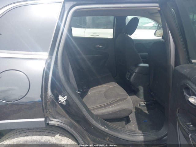 Продаж на аукціоні авто 2015 Jeep Cherokee Latitude, vin: 1C4PJLCB9FW790978, номер лоту: 45242387
