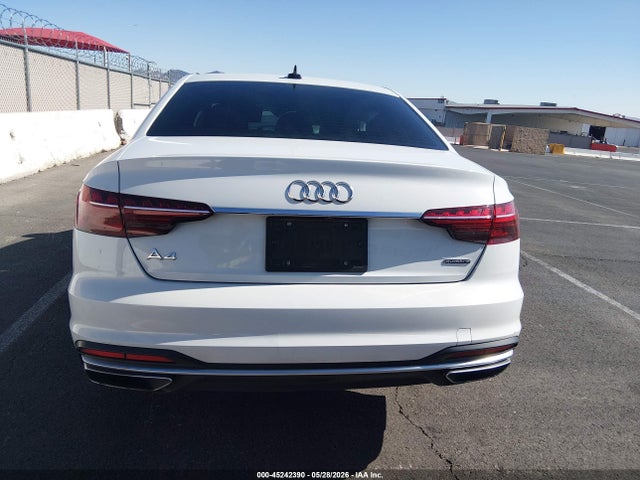 45242390 :رقم المزاد ، WAUABAF44NA015338 vin ، 2022 Audi A4 Premium 40 Tfsi Quattro S Tronic مزاد بيع