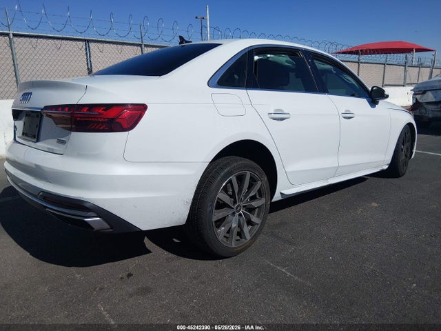 45242390 :رقم المزاد ، WAUABAF44NA015338 vin ، 2022 Audi A4 Premium 40 Tfsi Quattro S Tronic مزاد بيع