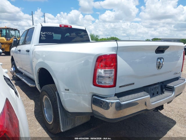 45242399 :رقم المزاد ، 3C63RRHL2RG360070 vin ، 2024 Ram 3500 Big Horn  4x4 8' Box مزاد بيع