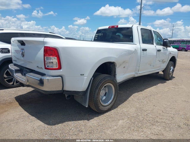 45242399 :رقم المزاد ، 3C63RRHL2RG360070 vin ، 2024 Ram 3500 Big Horn  4x4 8' Box مزاد بيع