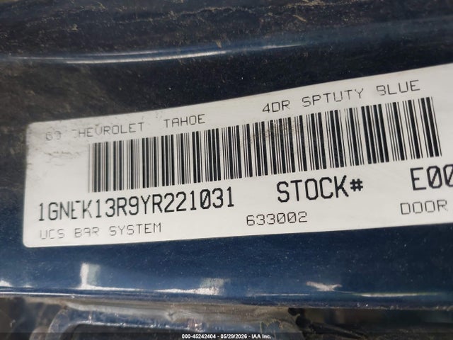 45242404 :رقم المزاد ، 1GNEK13R9YR221031 vin ، 2000 Chevrolet Tahoe Z71 مزاد بيع