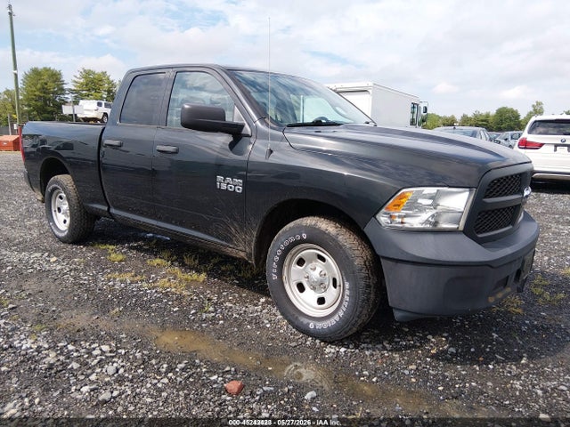 45242423 :رقم المزاد ، 1C6RR6FG6JS292514 vin ، 2018 Ram 1500 Tradesman  4x2 6'4 Box مزاد بيع