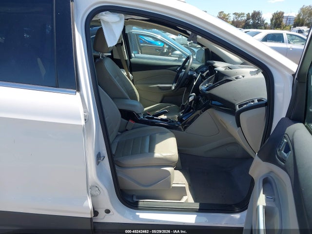 Ford Escape Titanium 2014 1FMCU0JX7EUC50943 Image 5