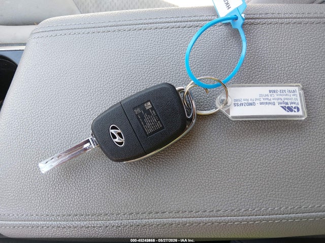 45242465 :رقم المزاد ، 5NPE24AA6JH705291 vin ، 2018 Hyundai Sonata Eco مزاد بيع