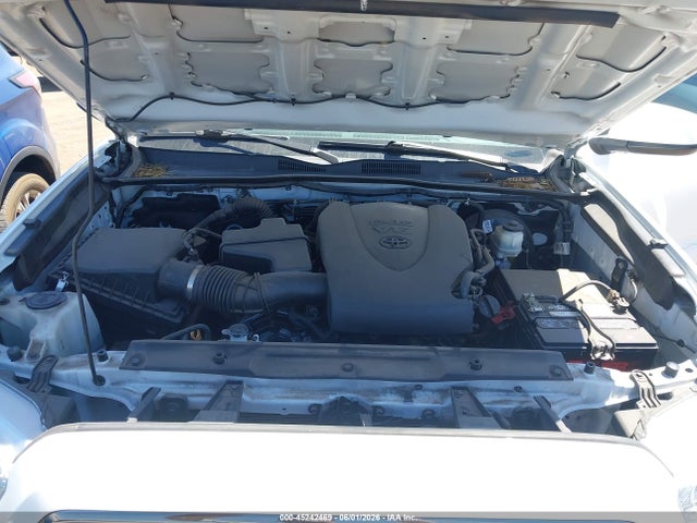 5TFAZ5CN4MX109508 Toyota Tacoma Sr5 V6