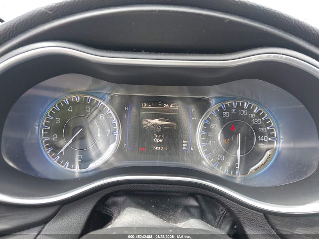 Продажа на аукционе авто 2015 Chrysler 200 Limited, vin: 1C3CCCAB8FN607883, номер лота: 45242488