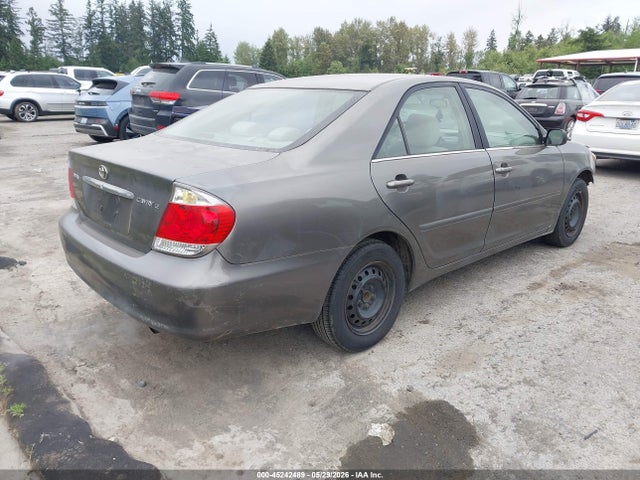 45242489 :رقم المزاد ، 4T1BE32K76U644375 vin ، 2006 Toyota Camry Le مزاد بيع