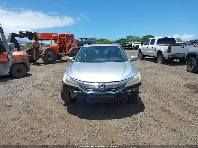 Honda Accord Touring 2016 1HGCR3F91GA022881 Image 12